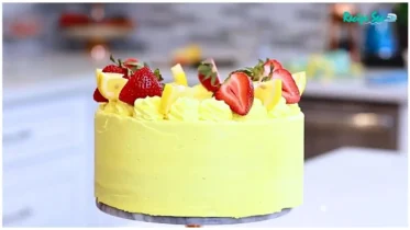 Strawberry Lemonade Buttermilk Cake Recipe